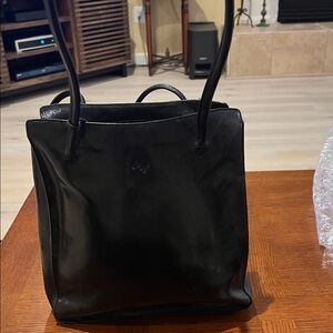 Monsac Classic Black Leather Shoulder Bag